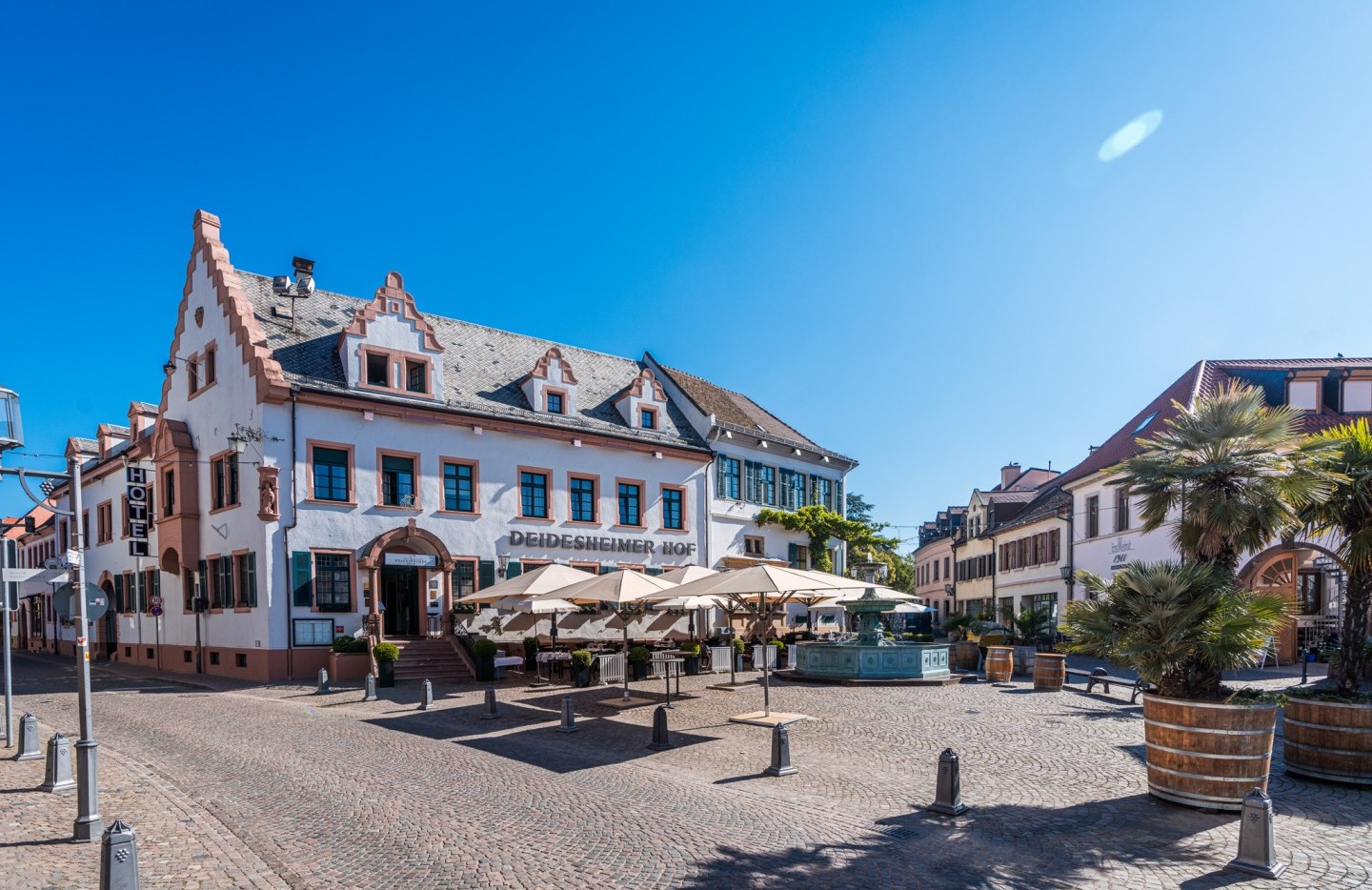 DH_240608-Terasse-Fruehstueckszimmer_GVOMEDIA-107