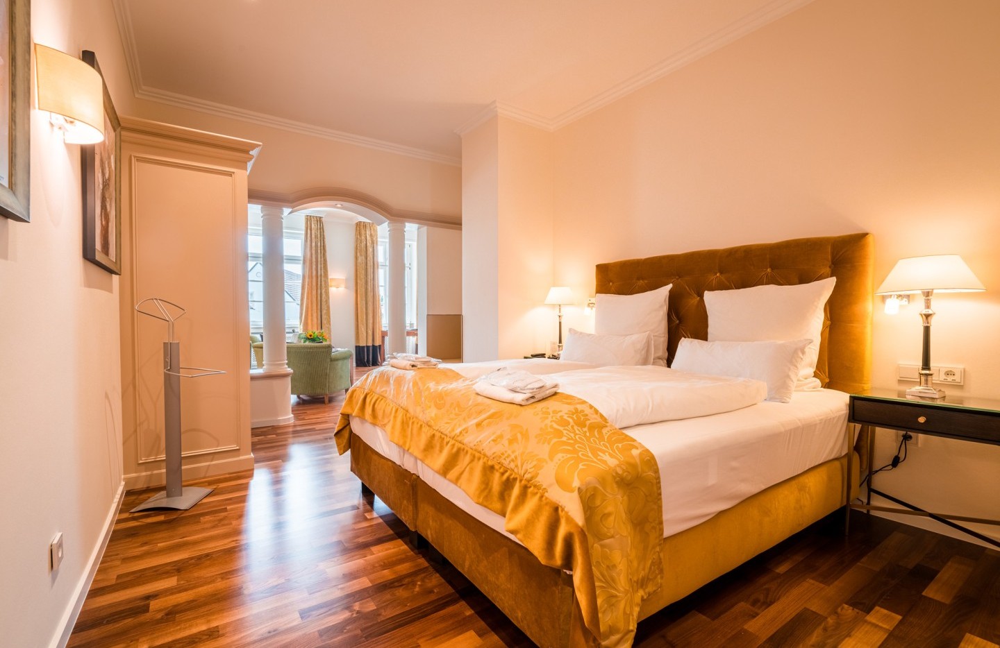 DeidesheimerHof_210612-Zimmer-Terasse-Portraet_GVOMEDIA-029